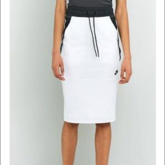 nike midi skirt